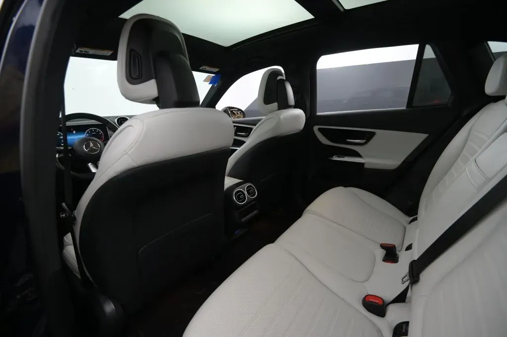 Mercedes-Benz GLC photo 47