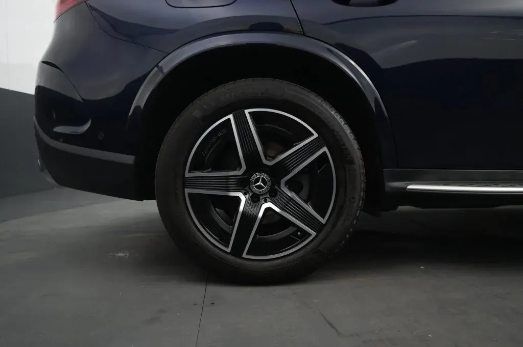 Mercedes-Benz GLC photo 19