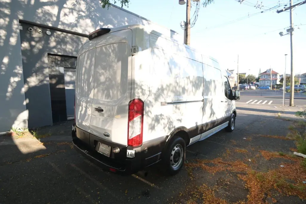 Ford Transit-350 photo 5