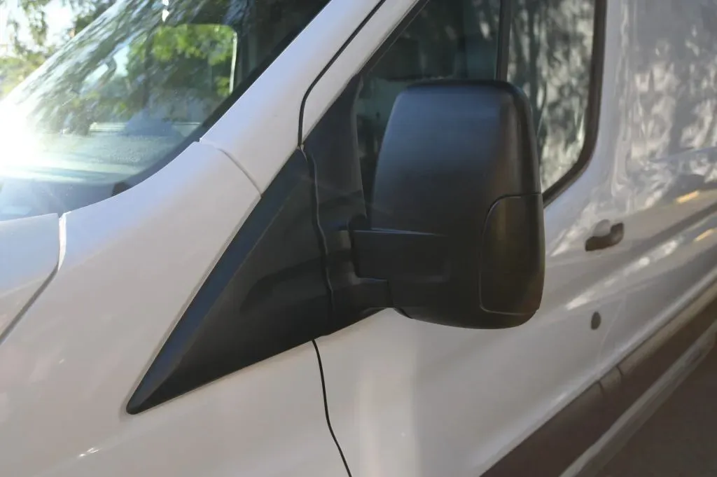 Ford Transit-350 photo 11
