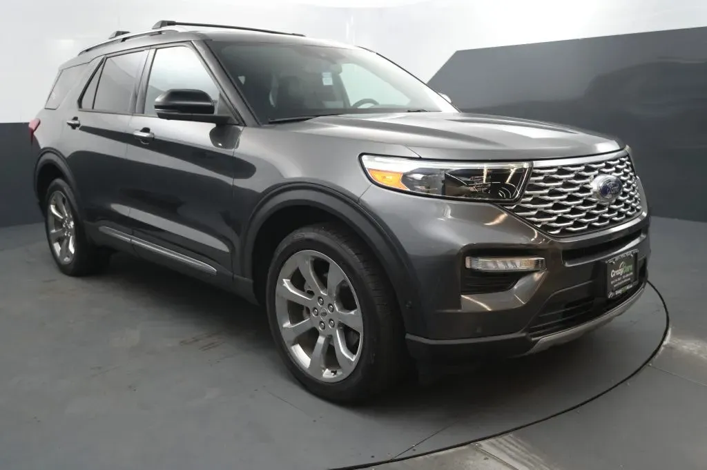Ford Explorer photo 7