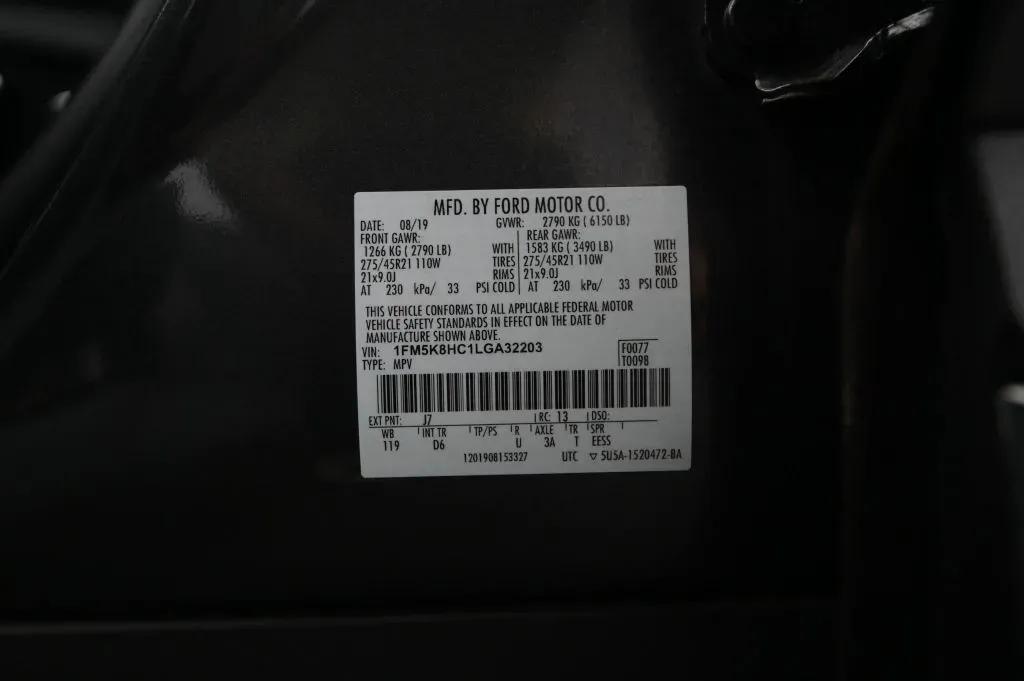 Ford Explorer photo 22