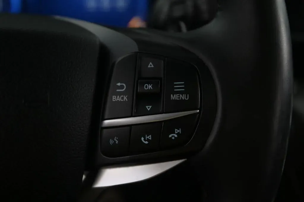 Ford Explorer photo 26