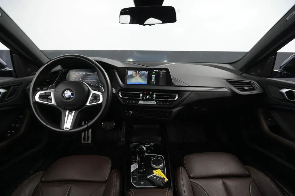 BMW 2 Series photo 35
