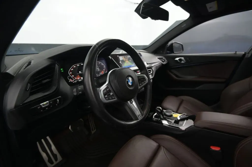 BMW 2 Series photo 42