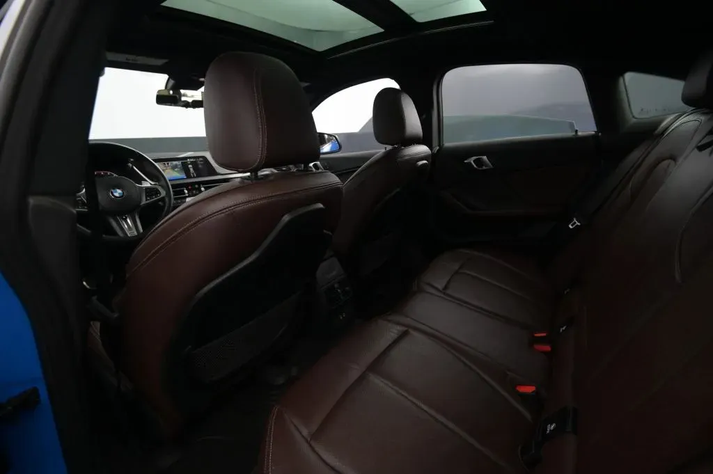 BMW 2 Series photo 47