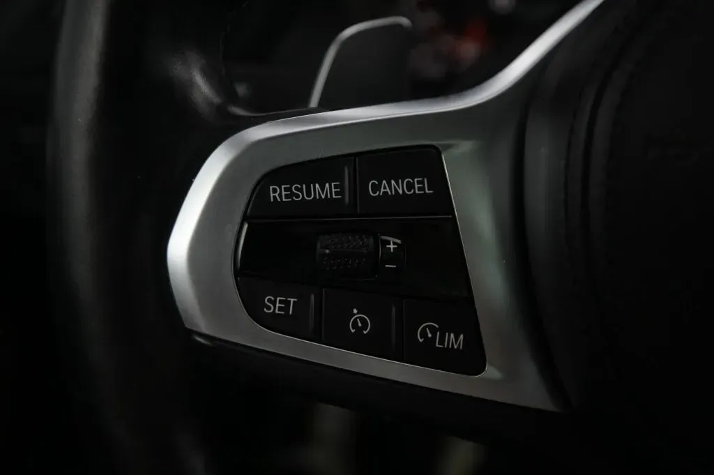 BMW 2 Series photo 24