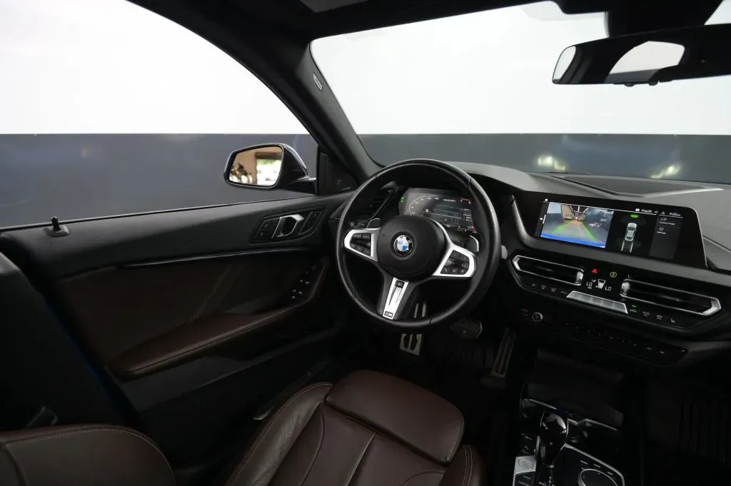 BMW 2 Series photo 38