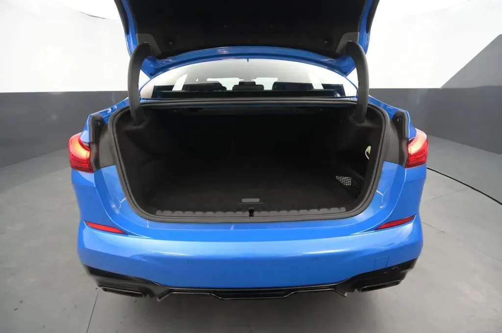 BMW 2 Series photo 49