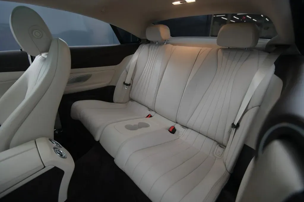 Mercedes-Benz E-Class photo 44