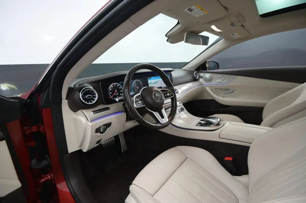 Mercedes-Benz E-Class photo 41