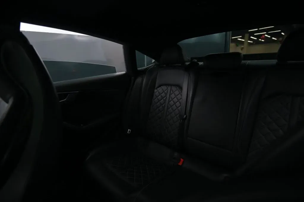 Audi S5 photo 46