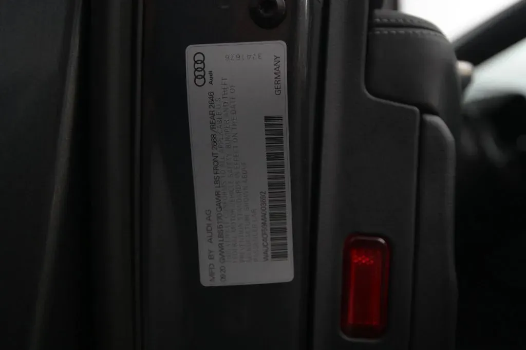 Audi S5 photo 22