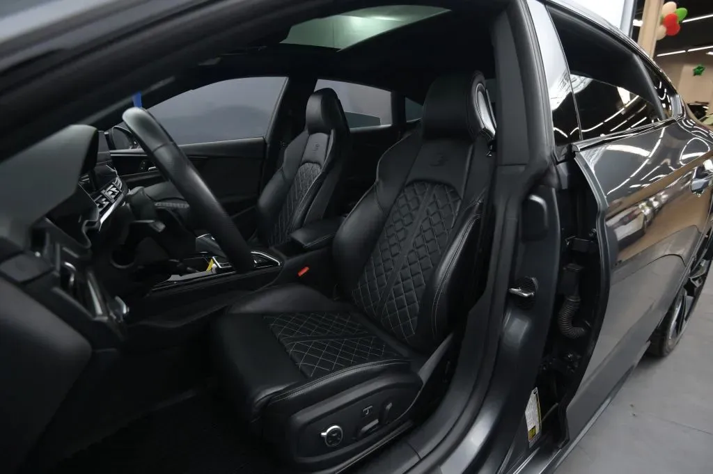 Audi S5 photo 44