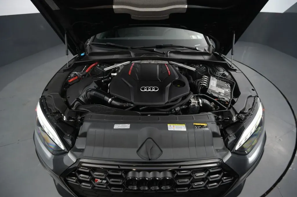 Audi S5 photo 21
