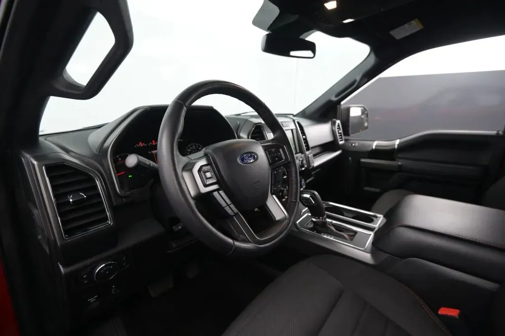 Ford F-150 photo 41