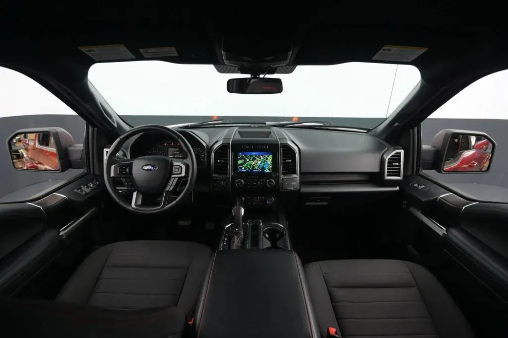 Ford F-150 photo 33