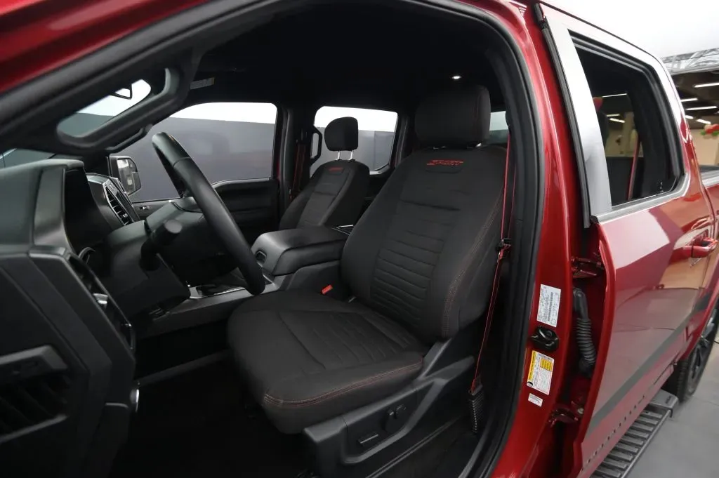 Ford F-150 photo 42