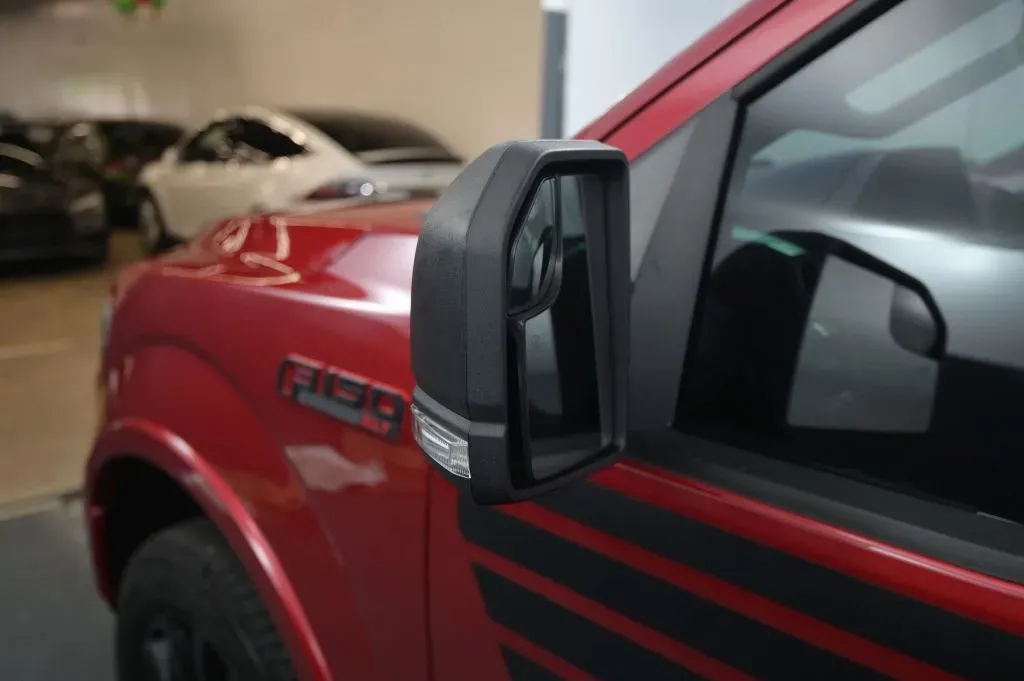 Ford F-150 photo 12