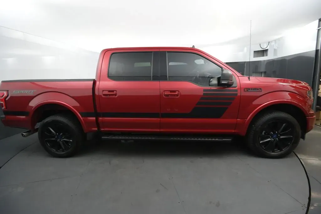 Ford F-150 photo 6