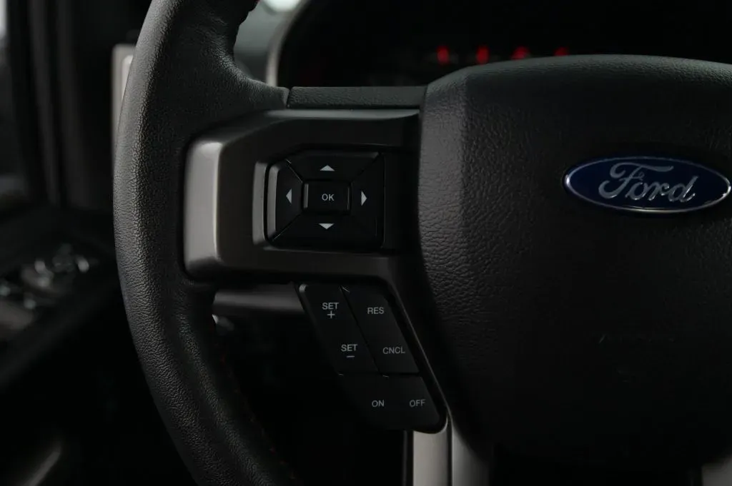 Ford F-150 photo 25