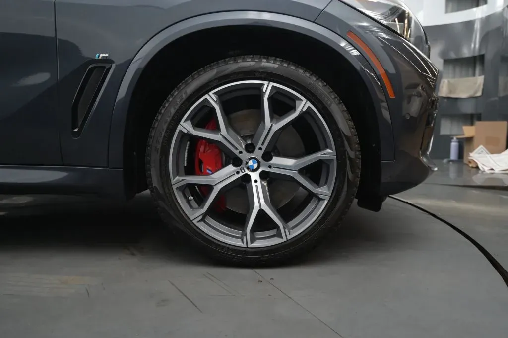 BMW X5 photo 19