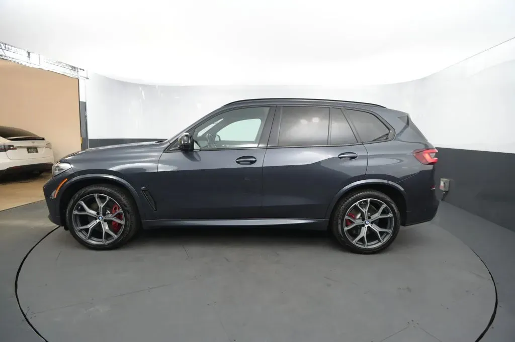 BMW X5 photo 2