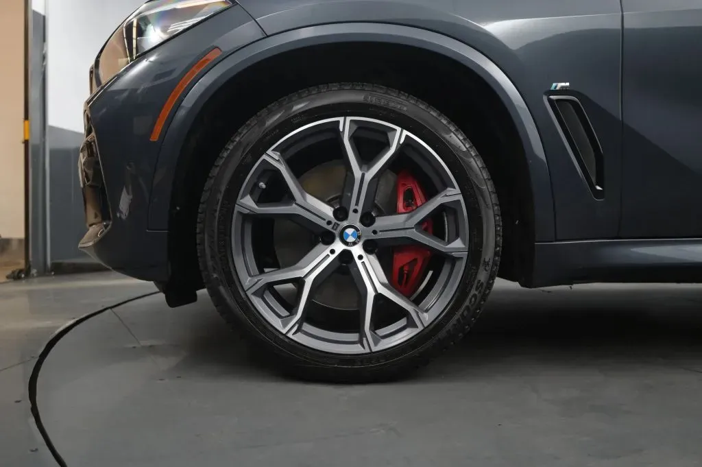 BMW X5 photo 10