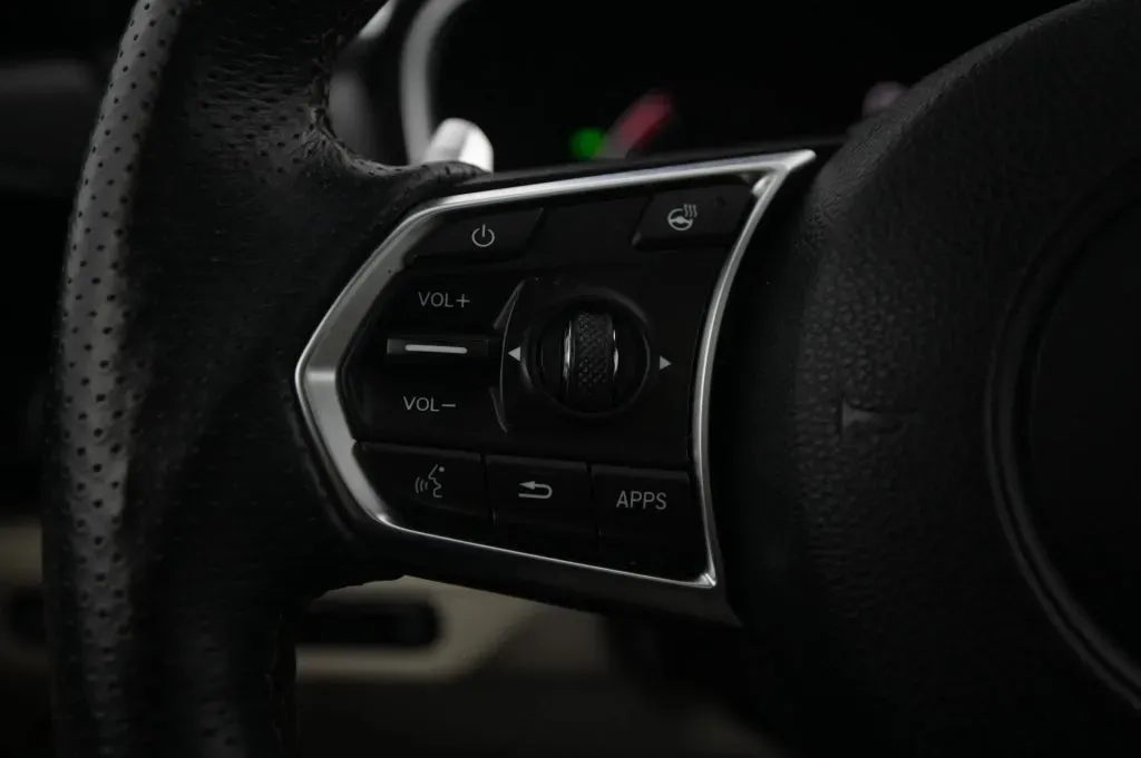 Acura MDX photo 22