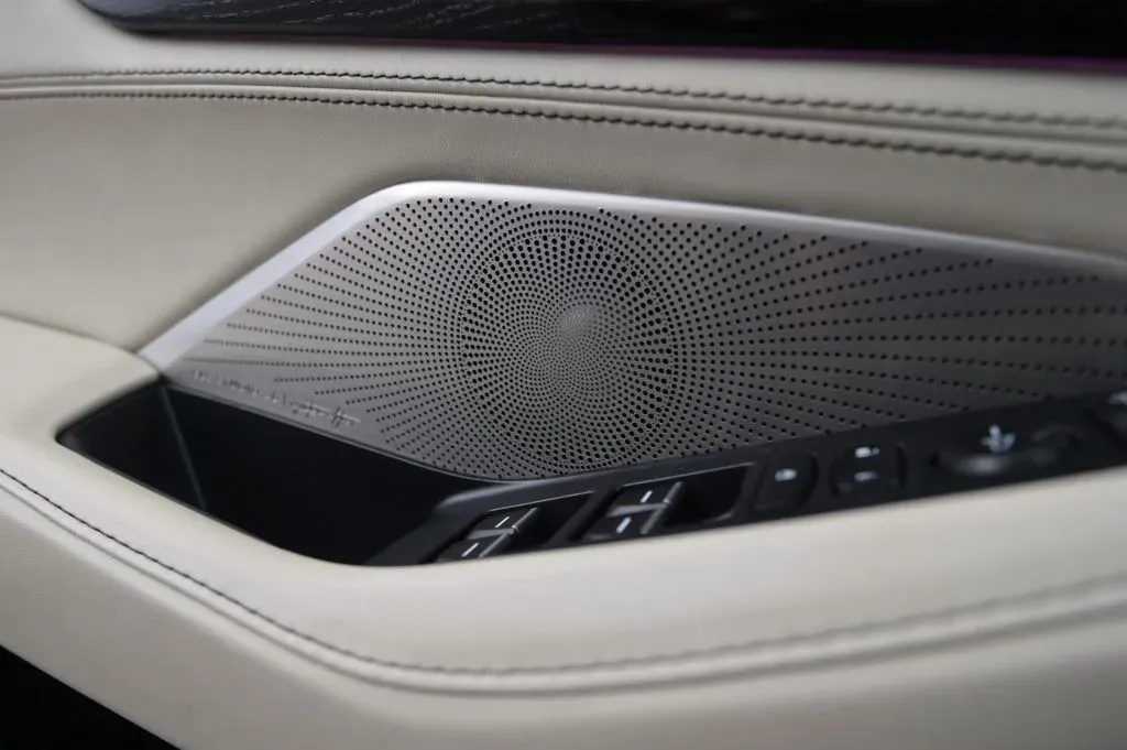 Acura MDX photo 32