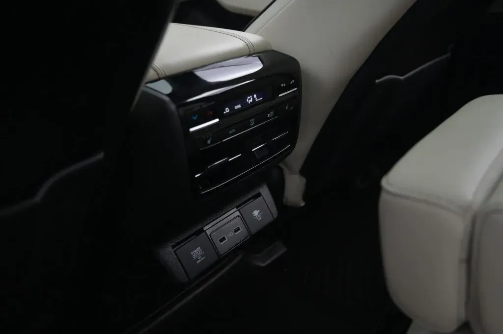 Acura MDX photo 48