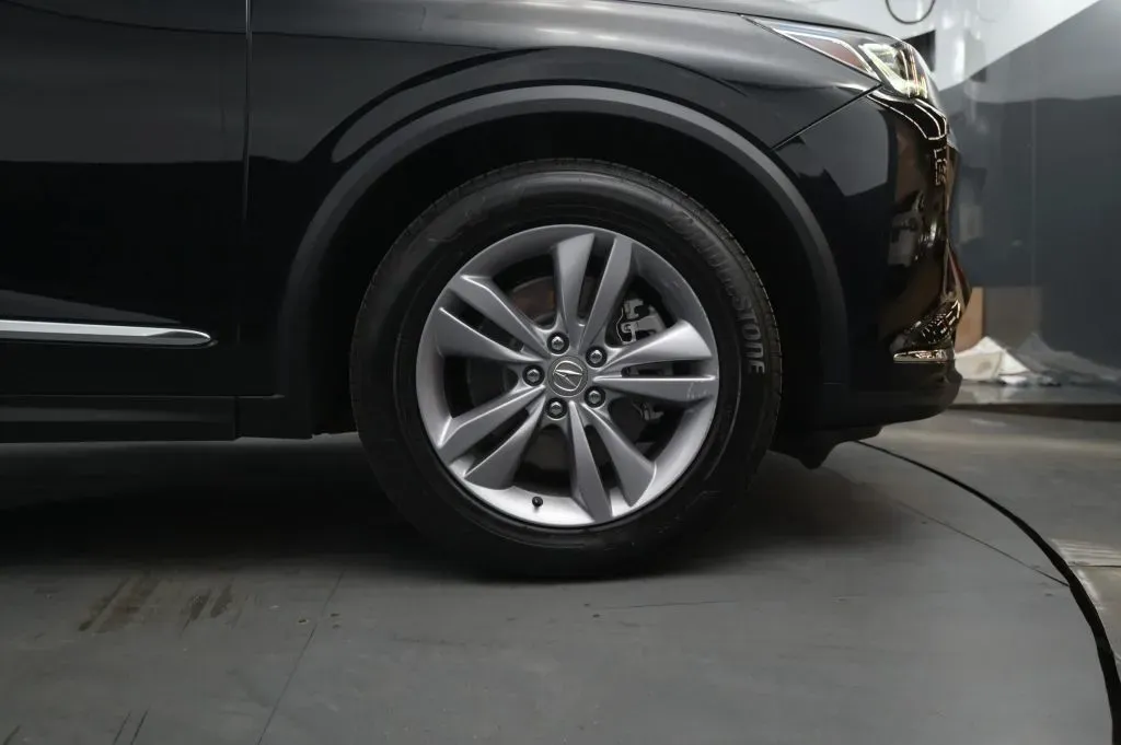 Acura MDX photo 17