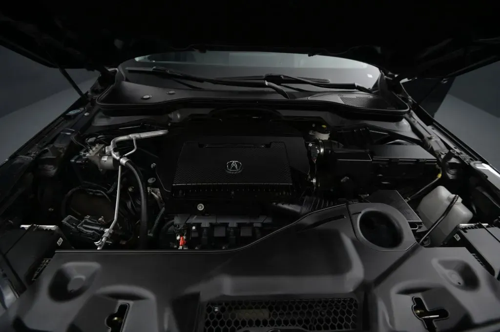 Acura MDX photo 18