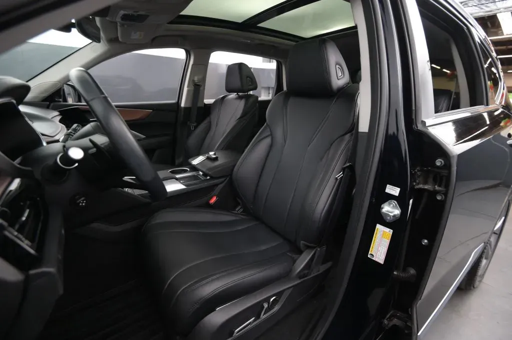 Acura MDX photo 41
