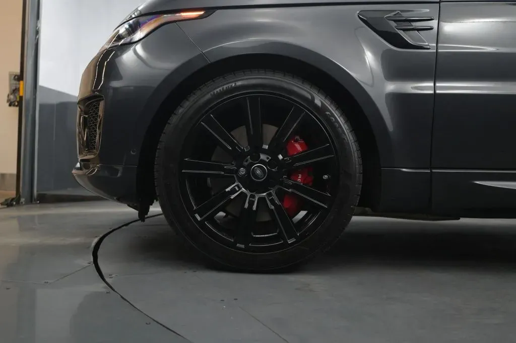 Land Rover Range Rover Sport photo 10