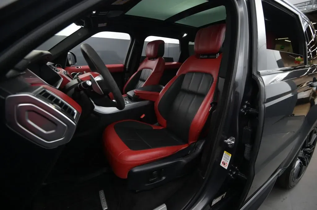 Land Rover Range Rover Sport photo 41