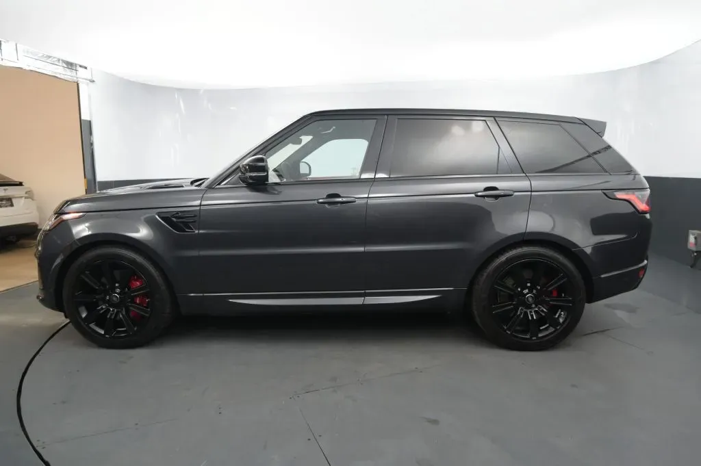 Land Rover Range Rover Sport photo 2