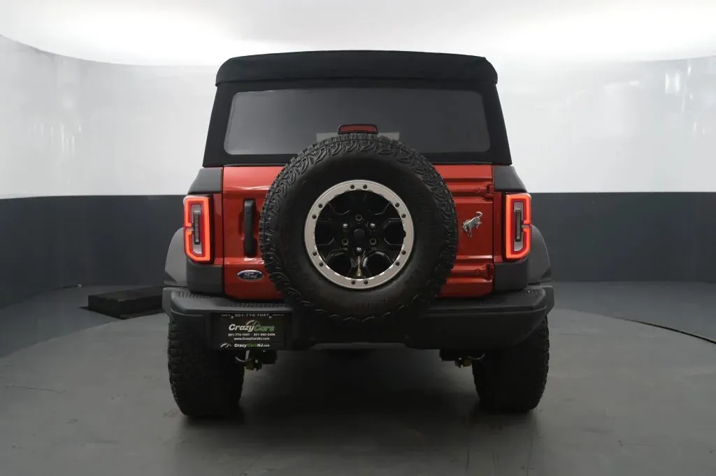 Ford Bronco photo 4