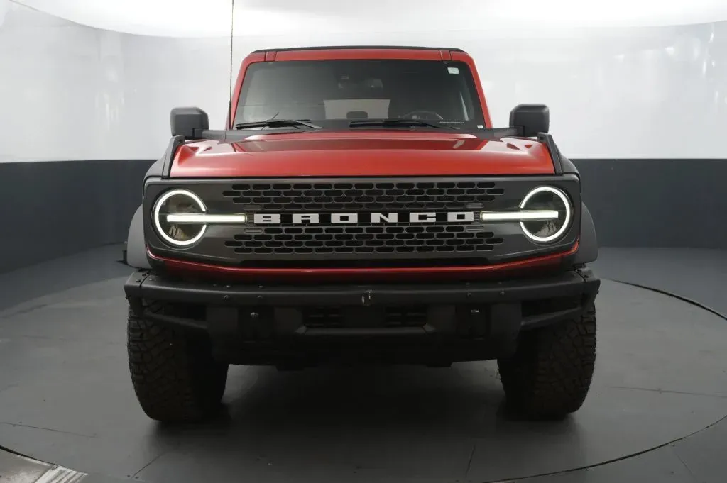 Ford Bronco photo 8