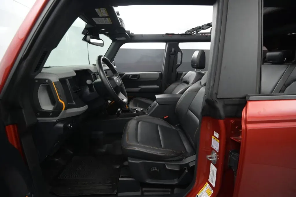 Ford Bronco photo 39
