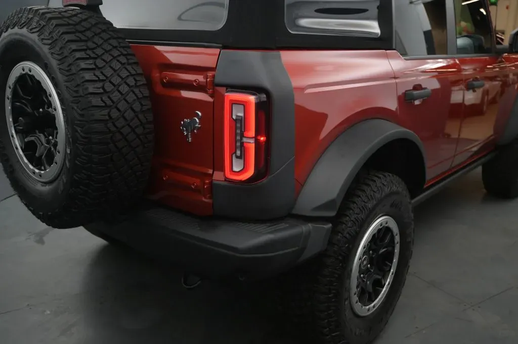 Ford Bronco photo 17