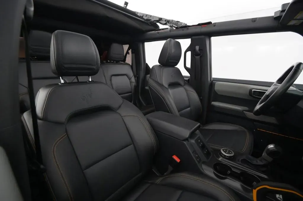 Ford Bronco photo 52