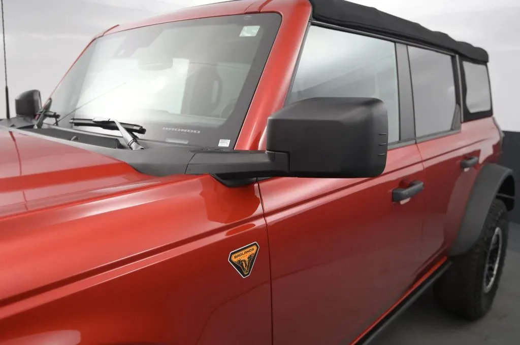 Ford Bronco photo 11
