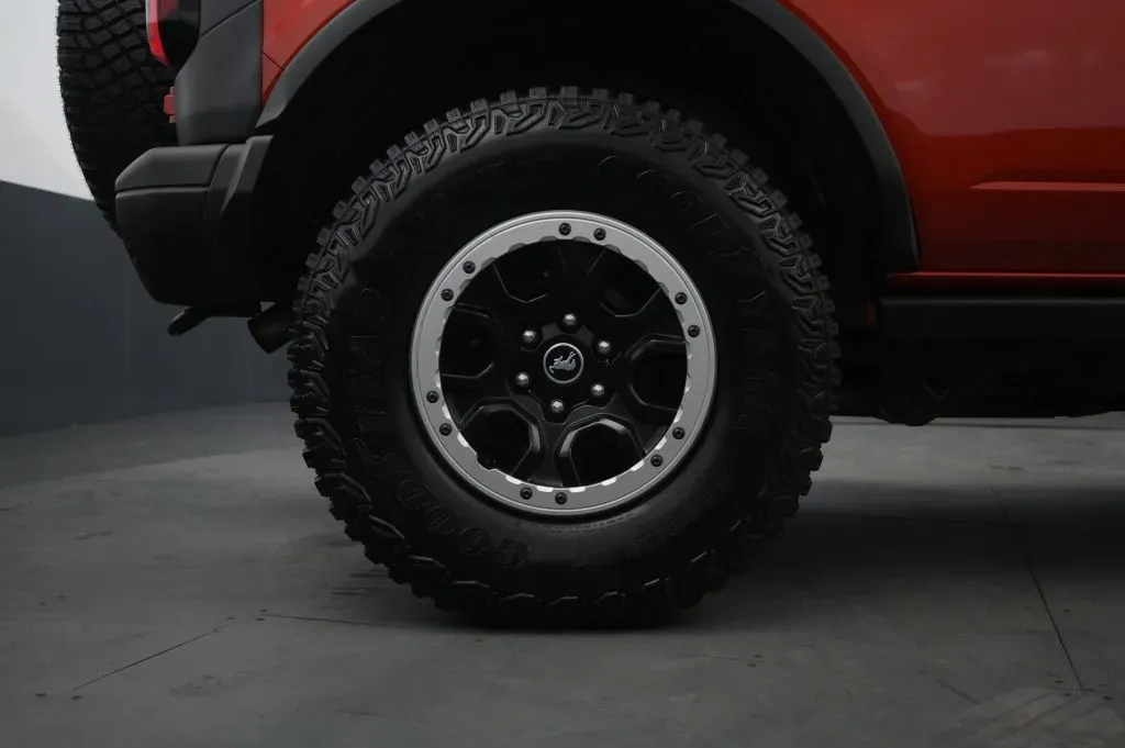 Ford Bronco photo 18