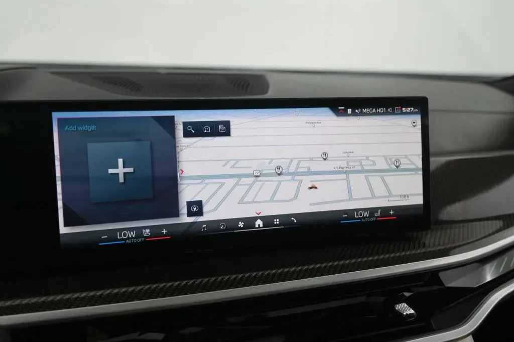 BMW X7 photo 28