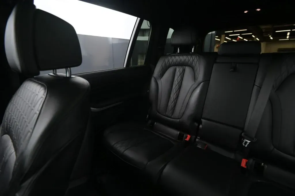 BMW X7 photo 47