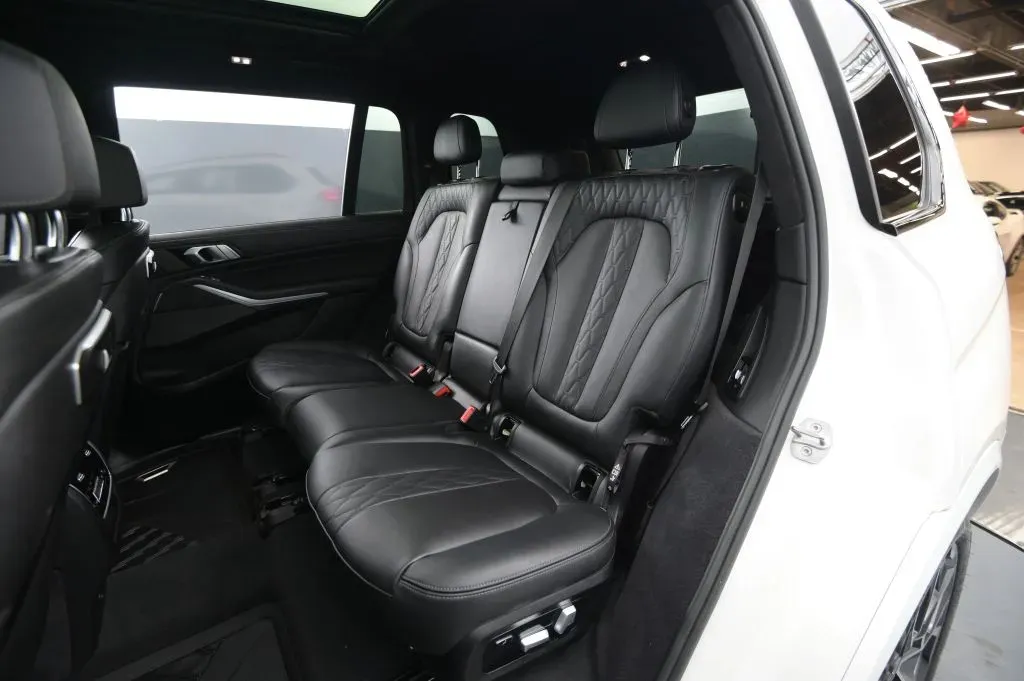 BMW X7 photo 51