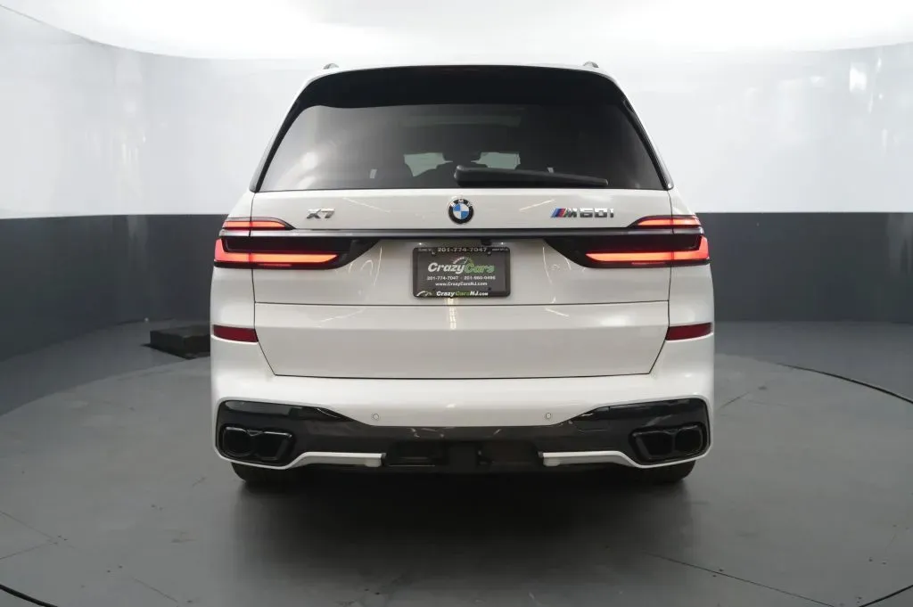BMW X7 photo 4