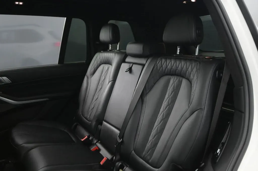 BMW X7 photo 52