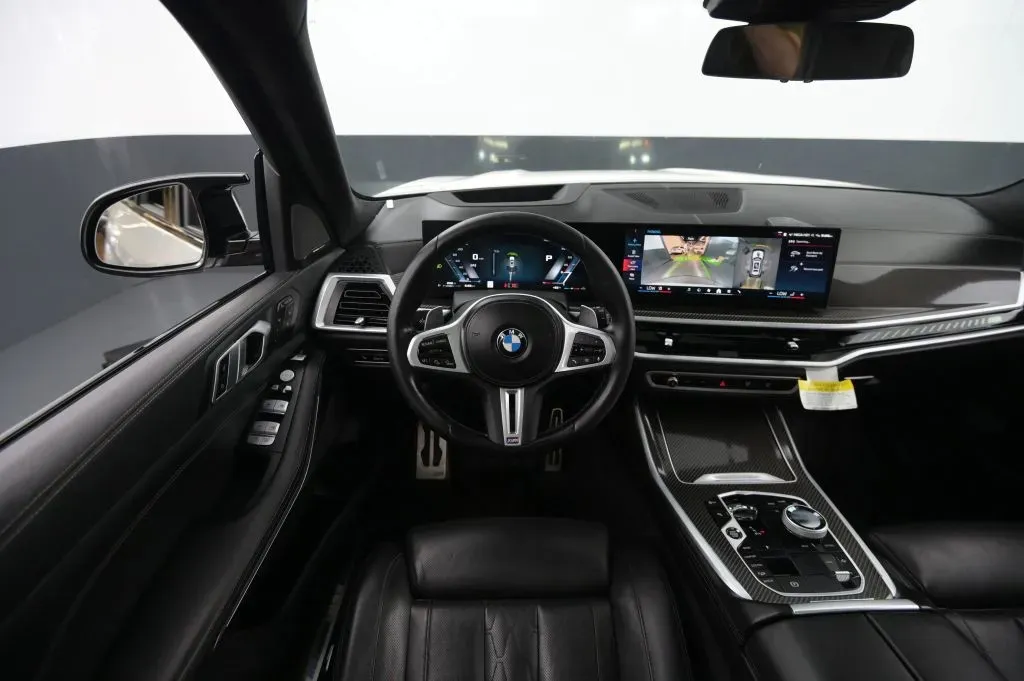 BMW X7 photo 41